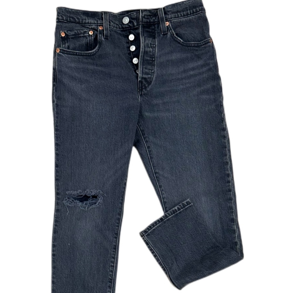 Levi 501 Red Tab Skinny Jeans size 27 light block distressed ankle